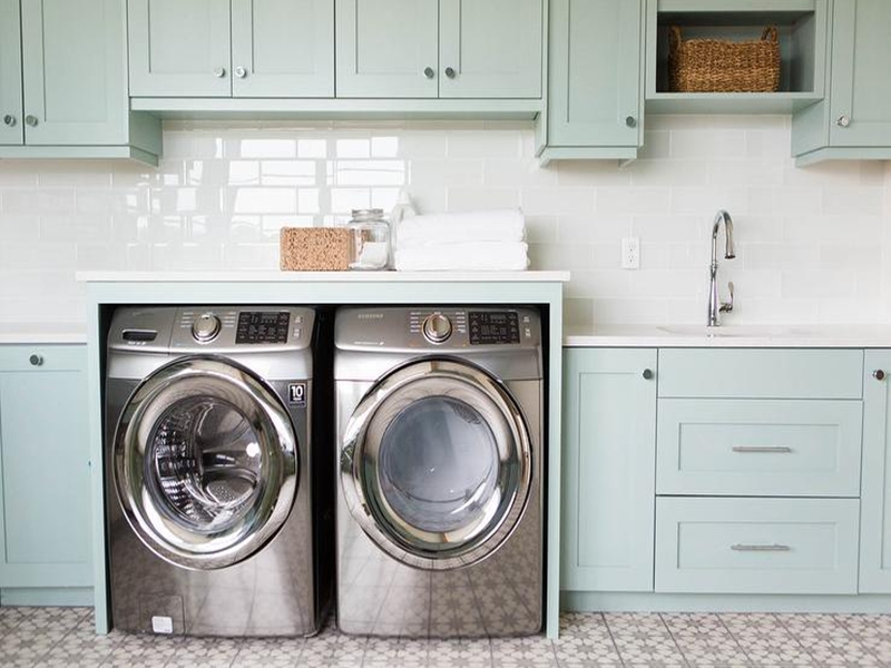 YALIG Waschküchenschränke im neuen Design im Shaker-Stil, hellgrün lackiert aus massivem Holz
