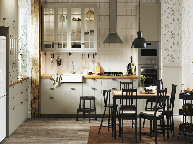 Weiß lackierte MDF-Küchenschränke im modernen Stil mit Türleiste